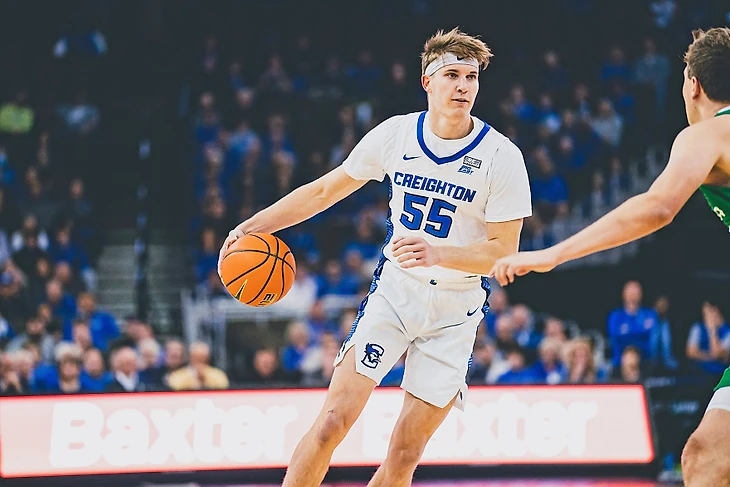 Scheierman brings his headband to Creighton | Aurora News-Register