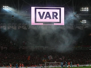 VAR на песке: одна история о судействе в российском футболе