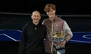 Вера в возможность подняться: почему Синнер дал Ферраре второй шанс