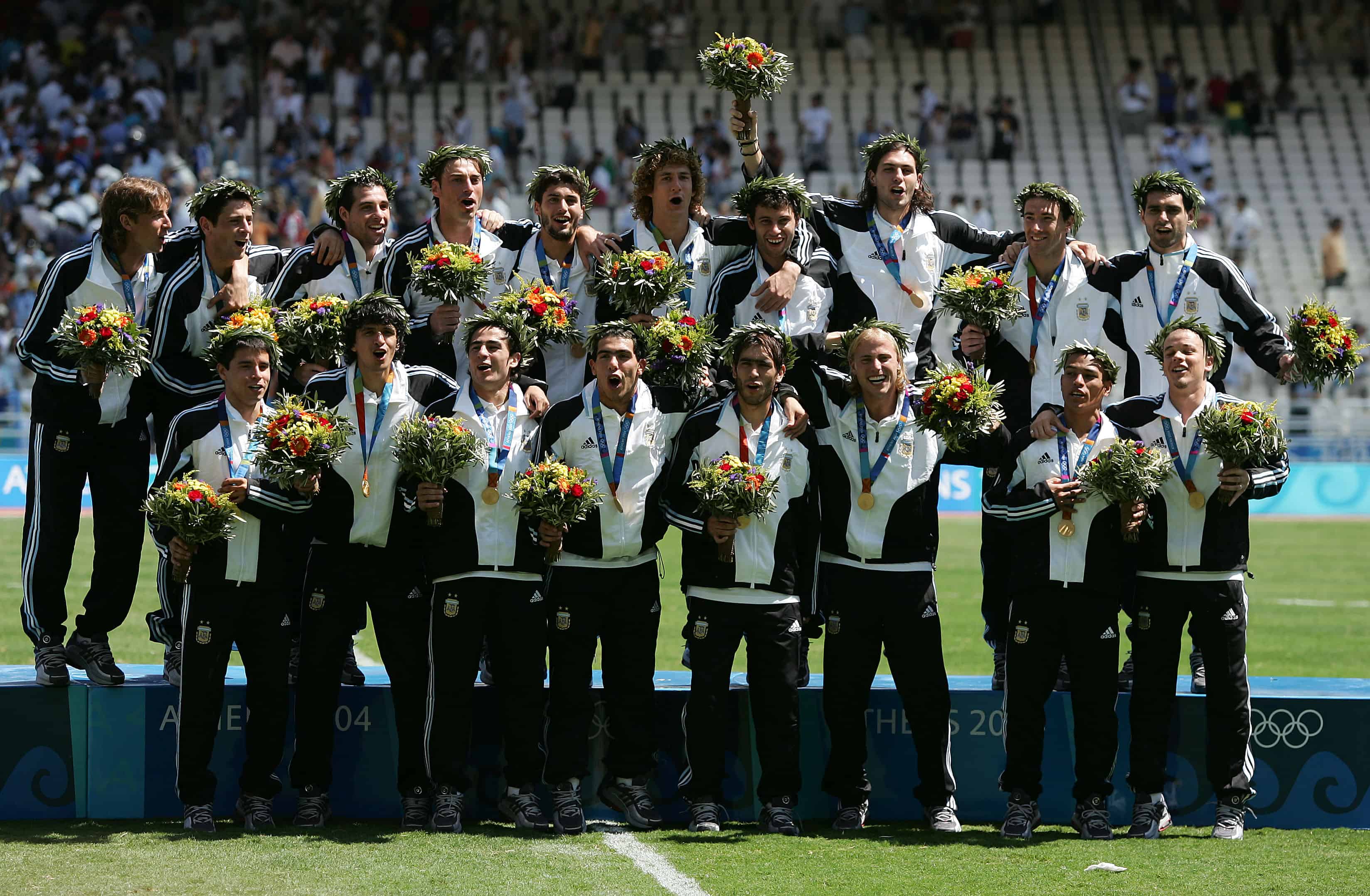 Футбол ои. Аргентина Олимпийский чемпион по футболу 2008. Олимпийская сборная Аргентины по футболу.