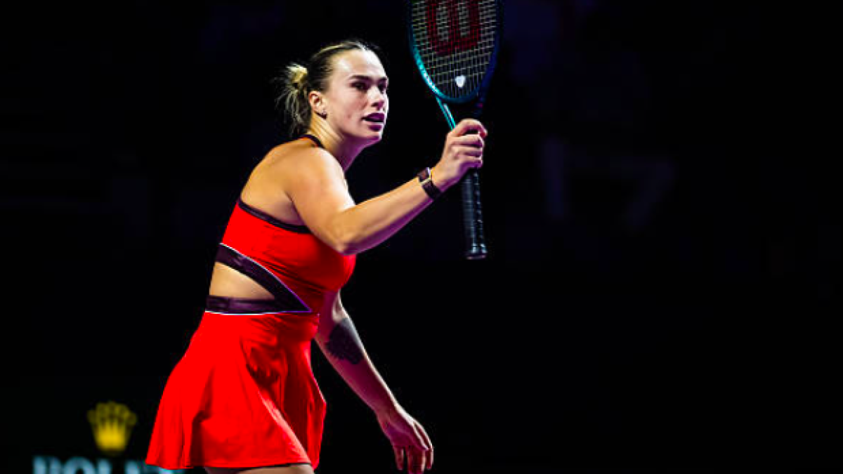 Когда теннис превращается в драму: разбираем «метод злости» Арины Соболенко