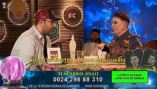 Обвиняют в связях с Лапортой, Араухо ненавидит его. Главный инсайдер по «Барсе»