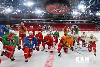 Хоккеисты «Автомобилиста» провели открытую тренировку перед играми за Кубок Гагарина