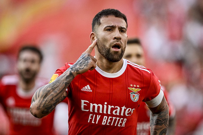 Otamendi: 