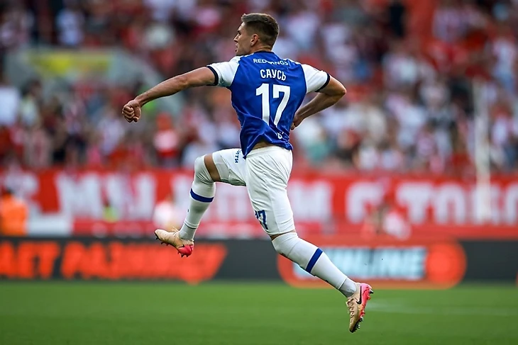 Владислав Саусь