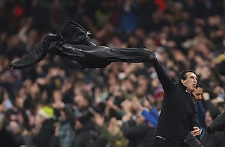 Успех на фоне санкций или Пуховик Эмери