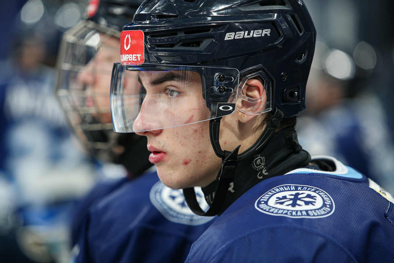 Фотография поста в ленте «Восток против Запада – это не шоу. Будет заруба конкретная!». Арсений Кухно – о Кубке Вызова, «Сибири» и МХЛ