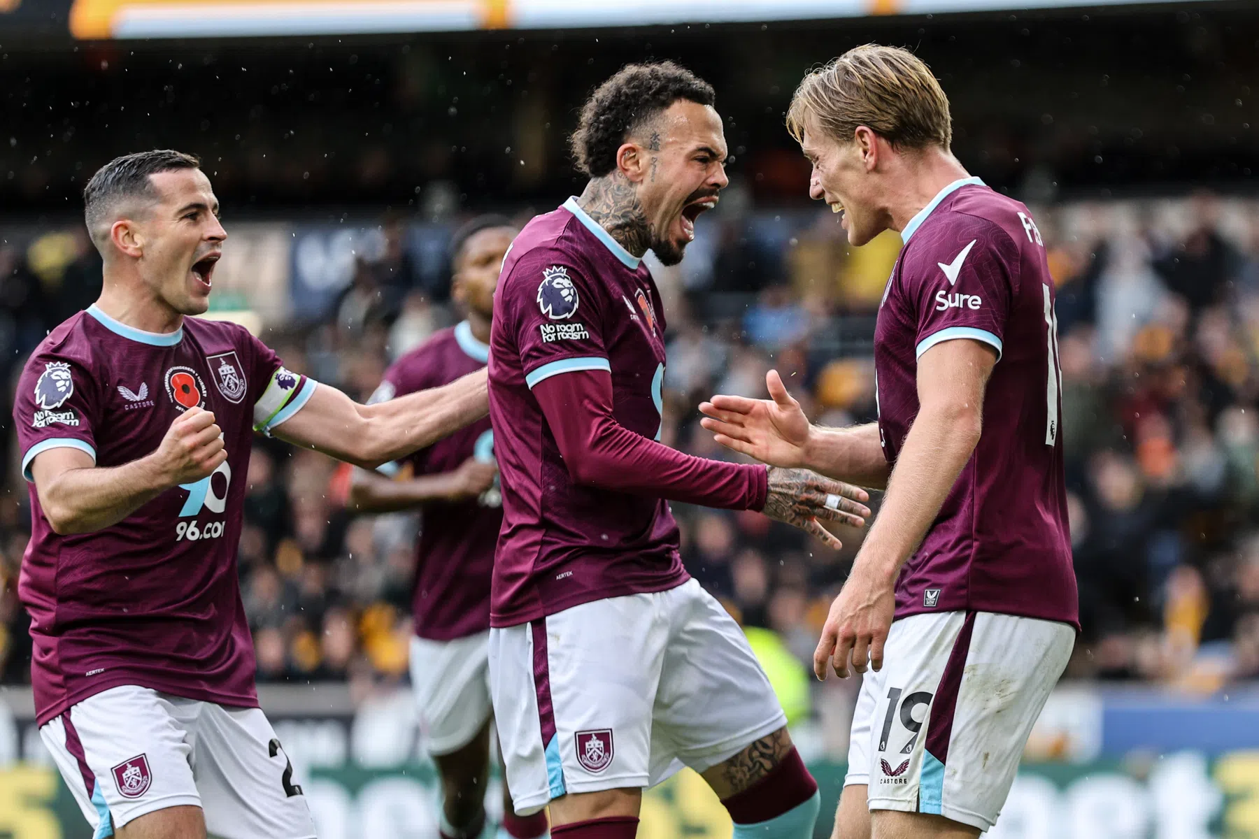 Succestandem Hartman-Flemming slaat tweemaal toe, Bournemouth naar plek twee