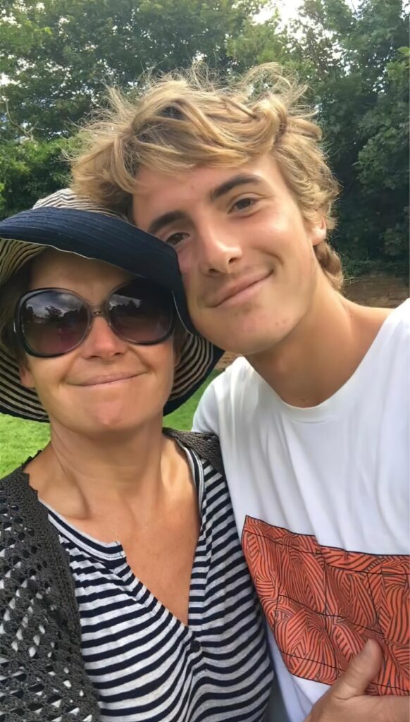 Юлия Сальникова и Стефанос Циципас