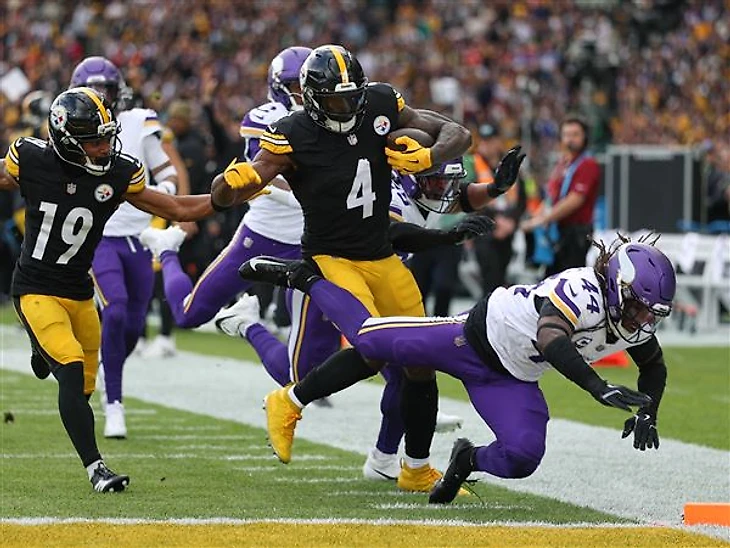 It took a trip across the pond for DK Metcalf to feel like 'I'm home now' with the Steelers | Pittsburgh Post-Gazette