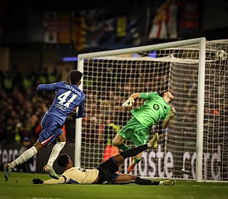 18-летний Эстевао порвал «Барселону«и бросил вызов Ямалю