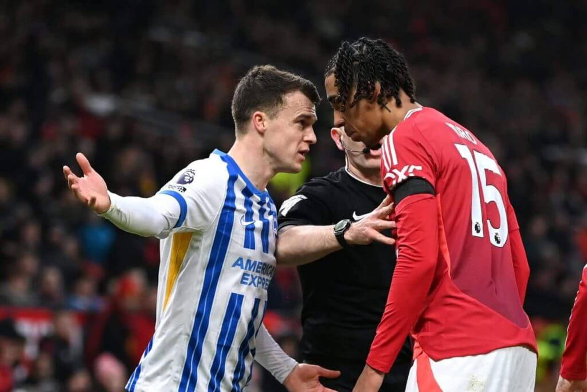 Solly March confronts Leny Yoro