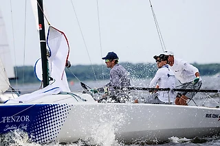 Мастер-класс от чемпионов и драйвовые гонки на втором этапе Tenzor Elite Cup 2025