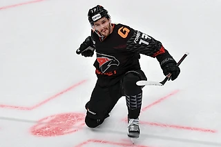 Окулов – лучший бомбардир КХЛ прямо сейчас. В «Авангард» он попал каким-то чудом и стал идеальным подопечным Ги Буше