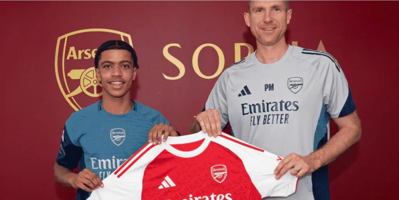 В нынешнем «Арсенале» уже три человека имеют отношение к России