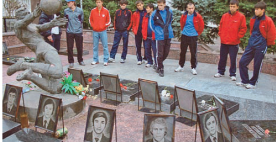 45 лет назад в авиакатастрофе погибли 17 игроков и сотрудников ташкентского «Пахтакора»