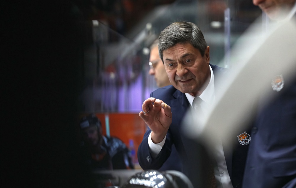 Мартемьянов еще на год в Хабаровске. Последний шанс для именитого специалиста