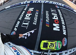 А не спойлер ли это финала? Обзор 30-го этапа кубка NASCAR