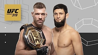 UFC 319: Буря против скалы — Чимаев vs. дю Плесси