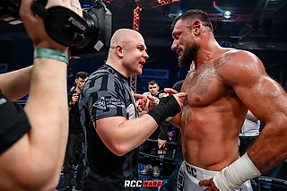 Гаджи Автомат vs Олег Фомич 2: где смотреть, полный кард