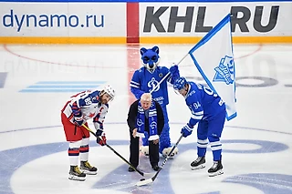 Как заливается лед на ВТБ Арене