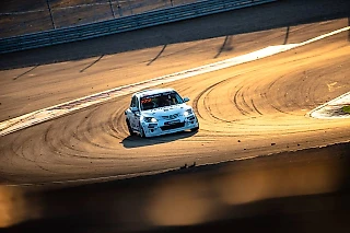 “ПОДУШКИ БЕЗОПАСНОСТИ НЕ НУЖНЫ”: ИСТОРИЯ ГОНЩИКА МИФИСТА БЕЗ ВОДИТЕЛЬСКИХ ПРАВ