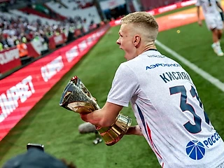Лукин отреагировал на новость об интересе «Фенербахче» к Кисляку