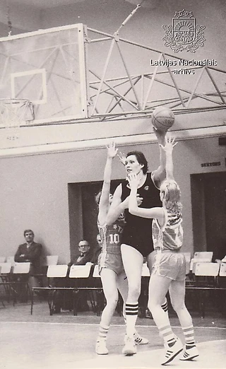 LIV чемпионат СССР (женщины), сезон-86/87. Второе золото новосибирского «Динамо»