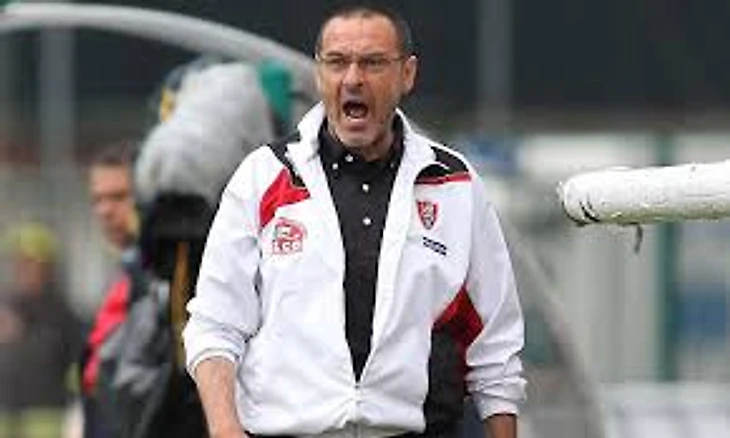 Maurizio Sarri insegna calcio in Maremma: due giorni di "clinic" alla Valletta Beach Club con il tecnico della Lazio, ex del Grifone - Corriere di Maremma