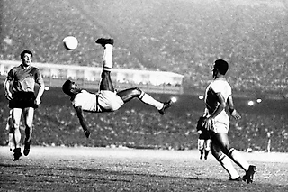 Пеле. Лучший футболист в истории. Рекорды гения.