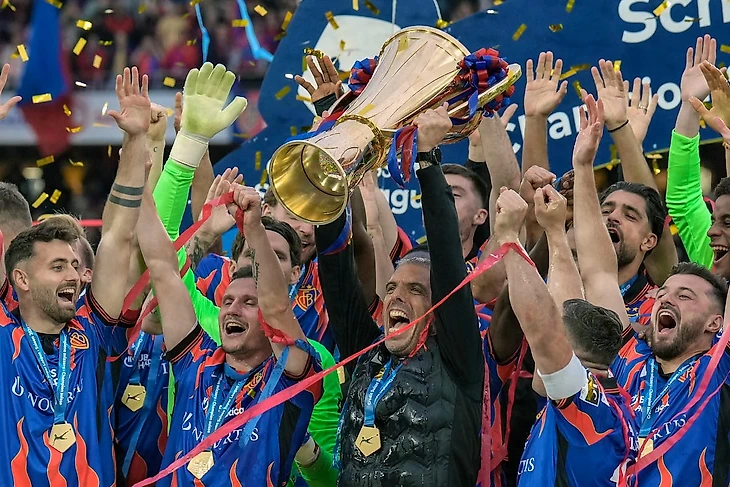 Im FCB-Podcast spricht der Meistermacher über seine Familie und wann die Entscheidung um seine Zukunft in Basel fällt.