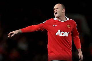 15 лет назад Уэйн Руни бунтовал и хотел уйти из «МЮ», но остался на рекордной зарплате