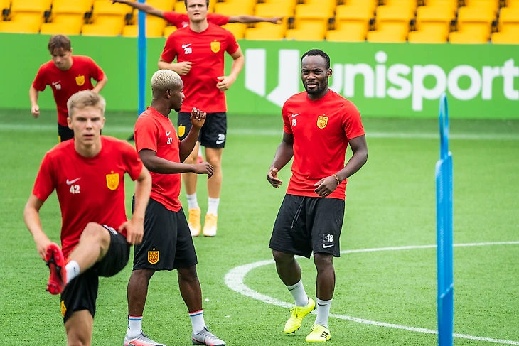 Майкл Эссьен в Фаруме: Вот почему я перешел в ФК «Норшелланд»