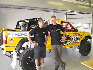 Экипаж из Казахстана едет на Дакар-2026