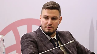 «Файзуллаев хочет играть» — Гасилин об уходе футболиста из ЦСКА