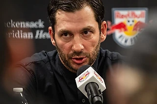 Пробил потолок и рухнул ниже плинтуса. Карьера Сандро Шварца в МЛС