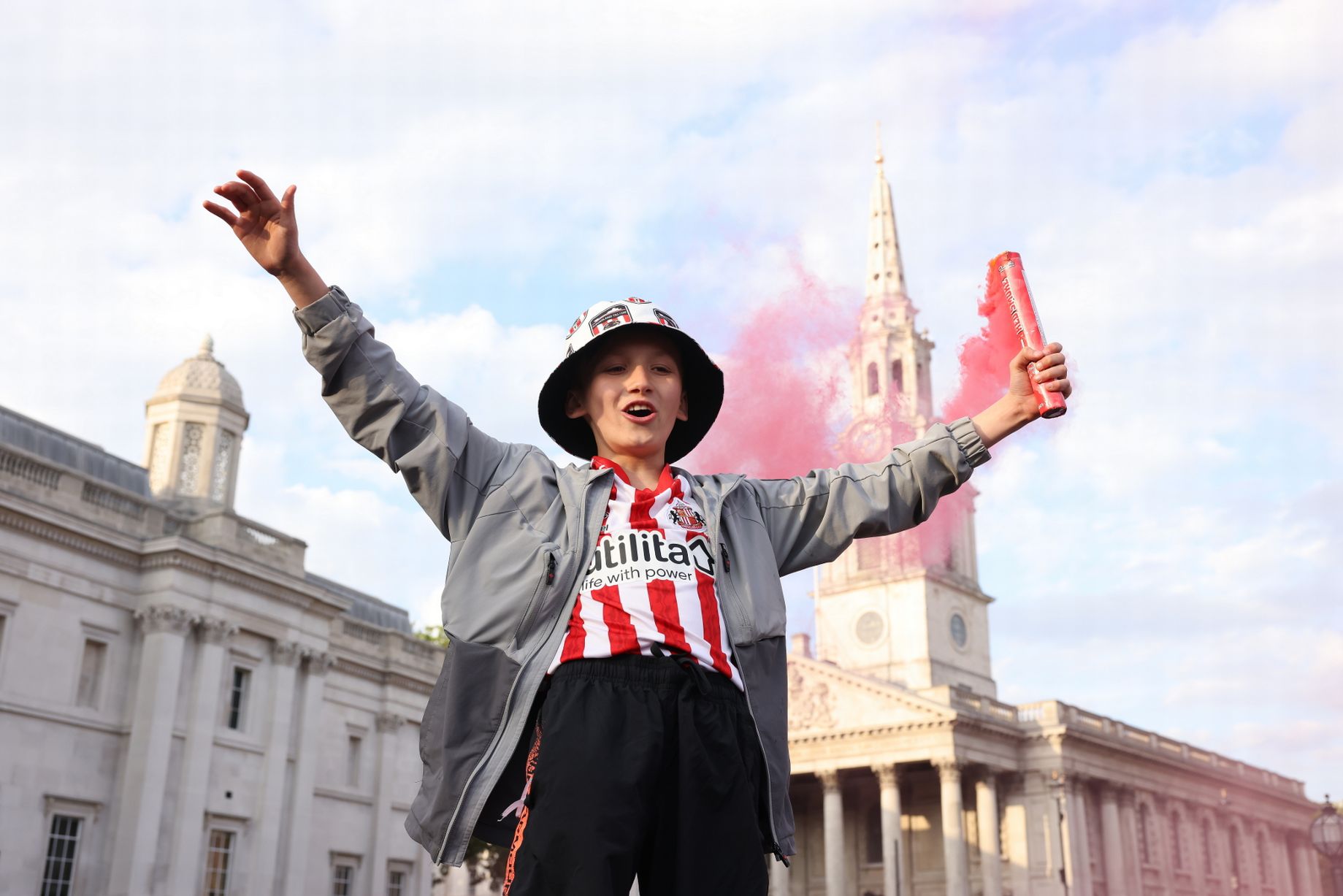 Самые счастливые болельщики в АПЛ: кто они?