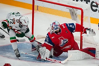 Третье поражение подряд. «Ак Барс» проиграл «Локомотиву»