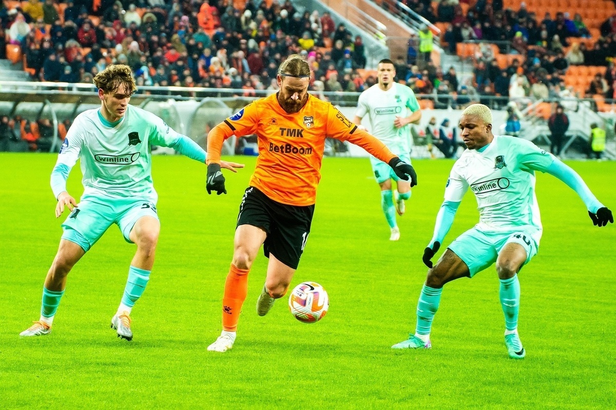 Камбэк Лички.Зенит снова первый.У Урала наконец-то победа