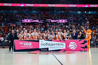 «Надежда» затащила УГМК в концовку, но «лисицы» оставили Суперкубок в Екатеринбурге