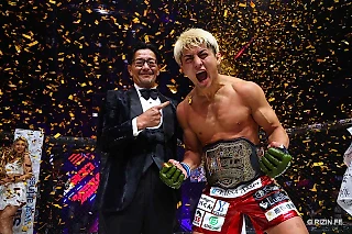 В Rizin новый чемпион в полулегком весе завоевал титул двумя апсетами подряд
