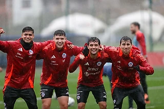 Кто сыграет за Чили против сборной России?