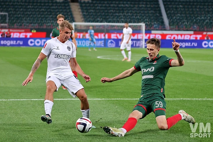 ФК Локомотив-ФК Акрон