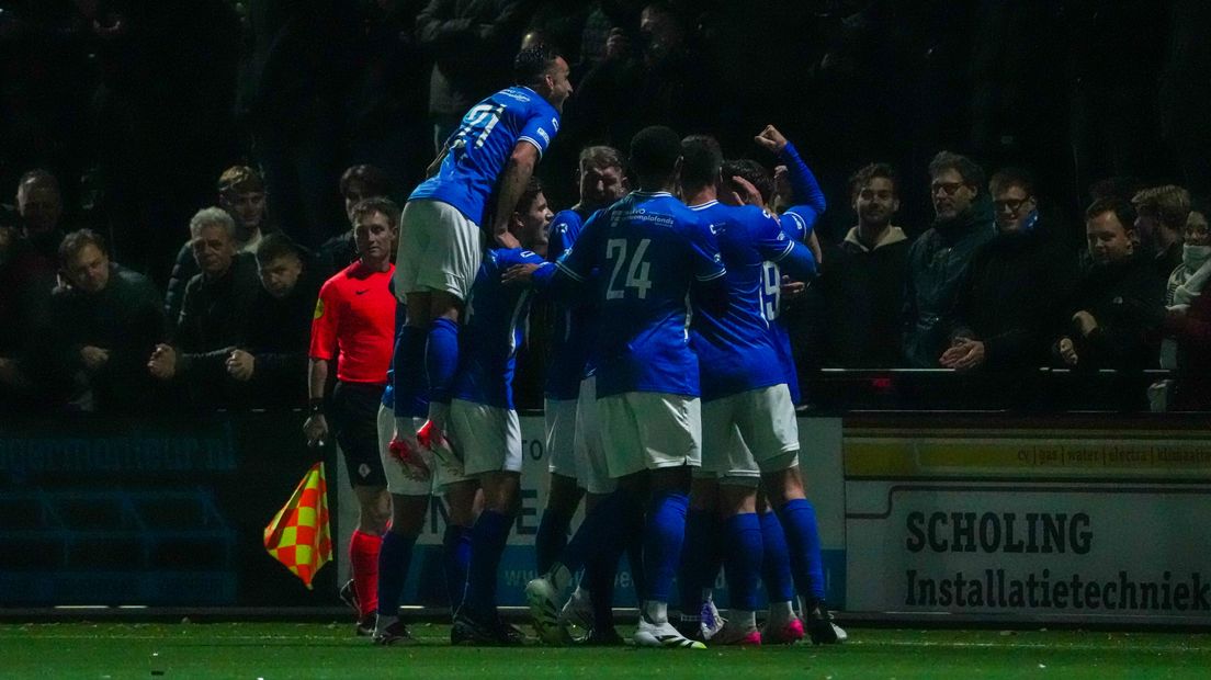 Чудеса в Кубке Нидерландов: «Эммен» выбил из турнира... их собственный тренер