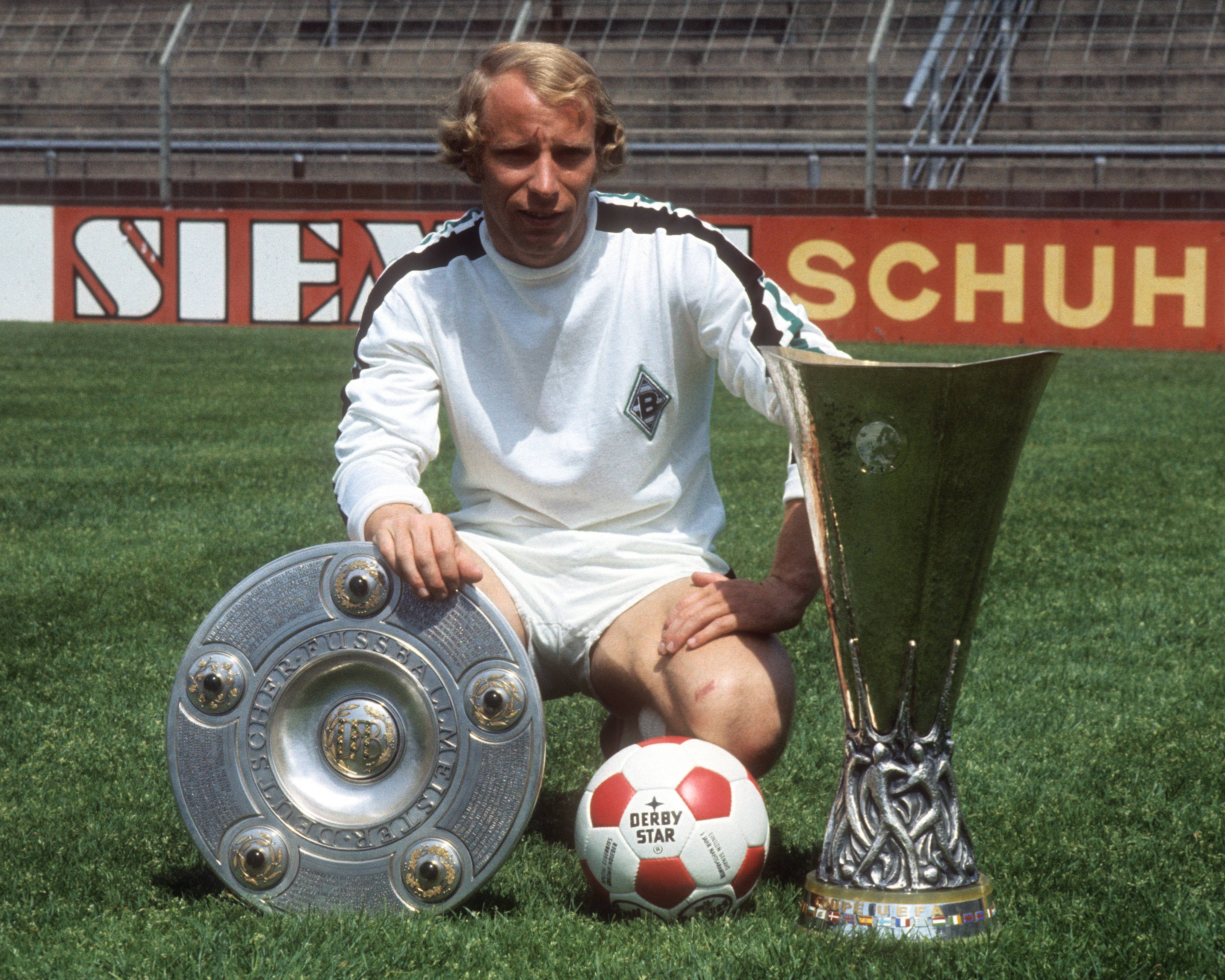 Berti Vogts: Borussia Mönchengladbach's defensive terrier | Bundesliga