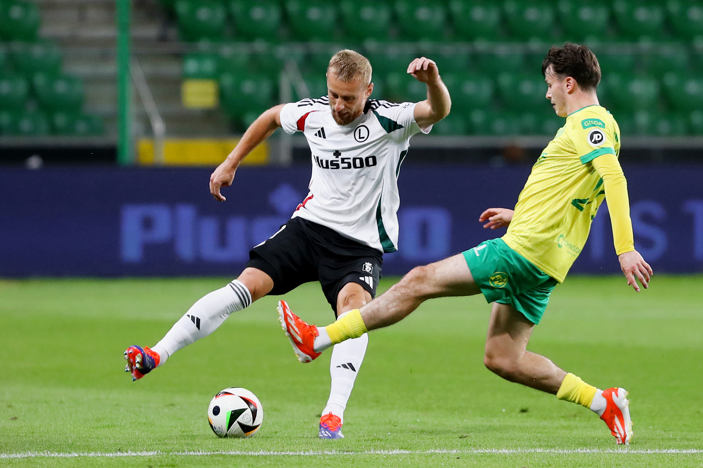 Galeria zdjęć z meczu Legia Warszawa - Caernarfon Town FC autorstwa Janusza Partyki - Legia Warszawa