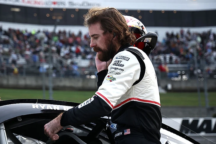 Blaney comes up short of another Martinsville walkoff | RACER