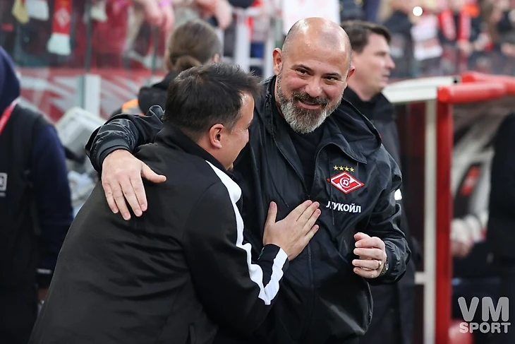 Джонатан Альба и Деян Станкович