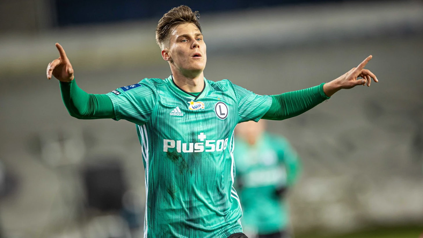 Górnik – Legia. Kacper Kostorz z golem. Piękna reakcja. Zobacz wideo – Przegląd Sportowy Onet