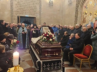 В Москве состоялось отпевание Никиты Симоняна